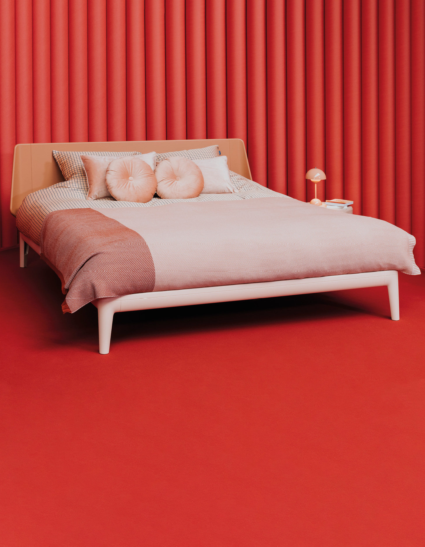 essential bed roze