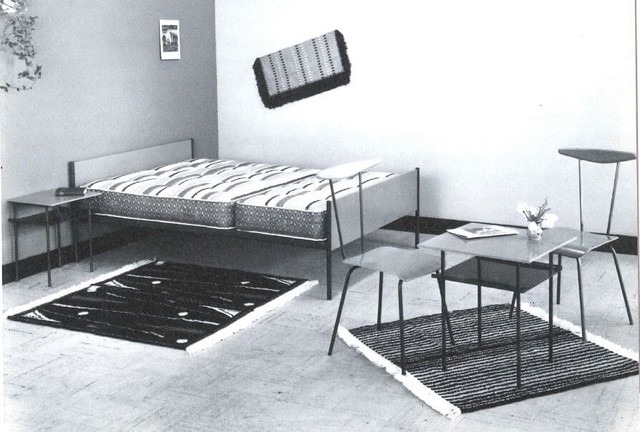 1955 - Tafeltjes en stoeltjes